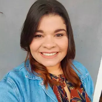 Jessica Castro - Social Media